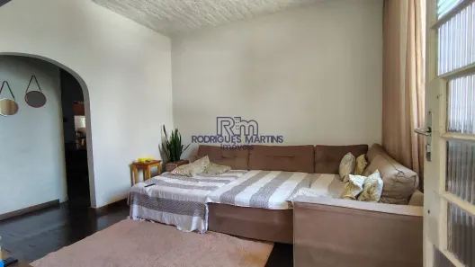 Casa com 3 Quartos à venda, 384m² no Caiçaras, Belo Horizonte