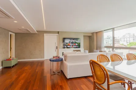 Apartamento com 3 Quartos à venda, 160m² no Mont Serrat, Porto Alegre