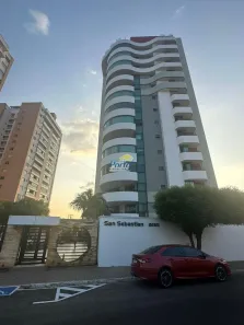 Apartamento com 4 Quartos para alugar, 400m² no Jóquei, Teresina