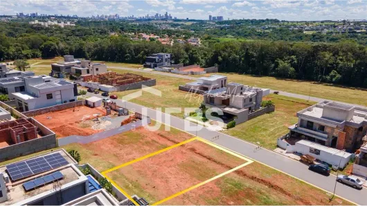 Lote/Terreno à venda, 432m² no Jardins França, Goiânia