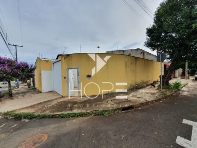 Casa com 3 Quartos à venda, 285m² no Conjunto Habitacional Santiago II, Londrina