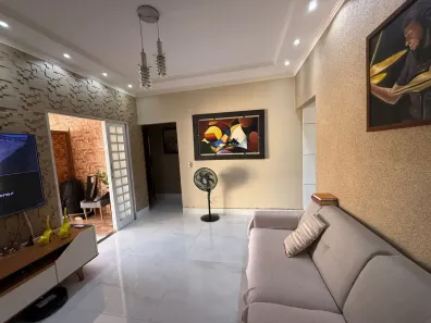Sobrado com 4 Quartos à venda, 360m² no Jardim Colorado, Goiânia