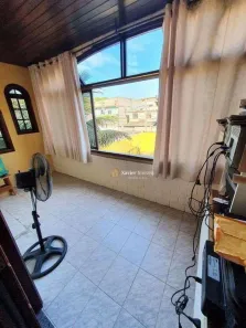 Casa com 3 Quartos à venda, 250m² no Engenheiro Rocha Freire, Nova Iguaçu
