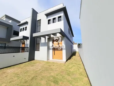 Casa com 3 Quartos à venda, 135m² no Carianos, Florianópolis