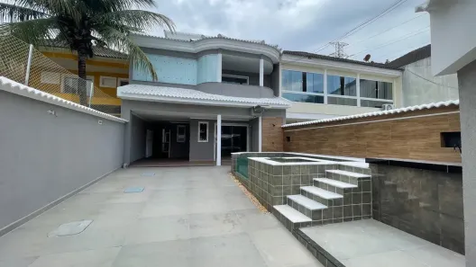 Casa de Condomínio com 4 Quartos à venda, 308m² no Vargem Pequena, Rio de Janeiro