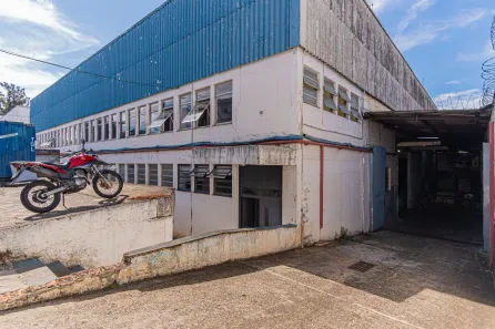 Galpão/Depósito/Armazém para alugar, 2000m² no Capela do Socorro, São Paulo
