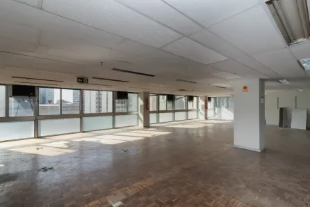 Sala Comercial para alugar, 495m² no Centro Histórico, Porto Alegre
