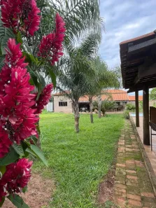 Fazenda/Sítio com 2 Quartos à venda, 200m² no Centro, Cajuru