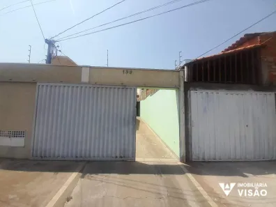 Casa com 3 Quartos para alugar, 104m² no Olinda, Uberaba