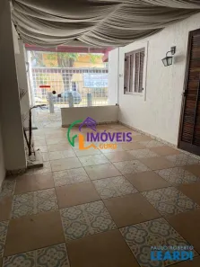 Casa com 7 Quartos para alugar, 210m² no Moema, São Paulo