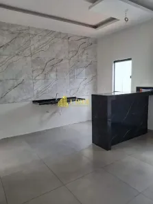 Casa com 2 Quartos à venda, 66m² no Jardim Holanda, Uberlândia