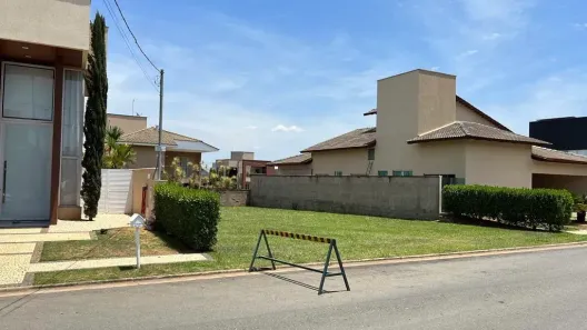 Lote/Terreno à venda, 420m² no Jardins Lisboa, Goiânia