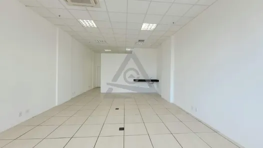Sala Comercial para venda ou aluguel, 65m² no Cambuí, Campinas