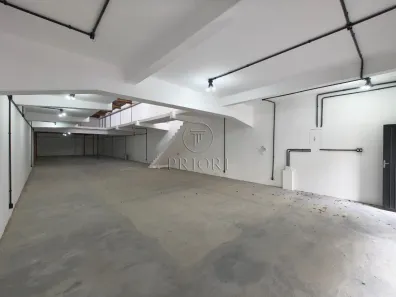 Galpão/Depósito/Armazém para alugar, 600m² no São Geraldo, Porto Alegre