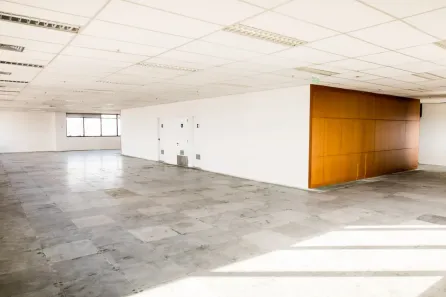 Ponto Comercial para alugar, 1039m² no Água Branca, São Paulo