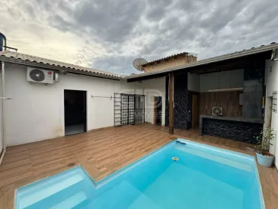 Casa com 3 Quartos para alugar, 156m² no Morada da Serra, Cuiabá