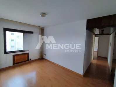 Apartamento com 2 Quartos à venda, 58m² no Vila Ipiranga, Porto Alegre