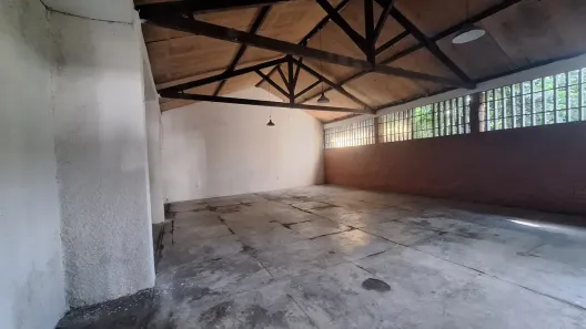 Imóvel Comercial com 2 Quartos para alugar, 180m² no Zumbi, Recife