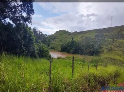 Fazenda/Sítio com 2 Quartos à venda, 60m² no Parateí do Meio, Jacareí