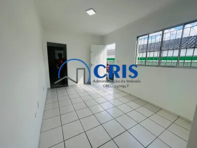 Casa com 2 Quartos para alugar, 80m² no Vila Babilônia, São Paulo