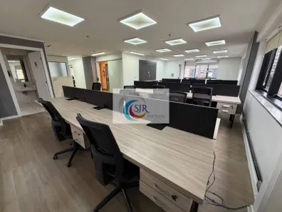 Sala Comercial para alugar, 210m² no Indianópolis, São Paulo