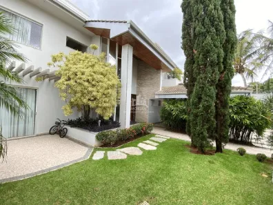 Casa com 4 Quartos à venda, 700m² no Jardim Colina, Uberlândia