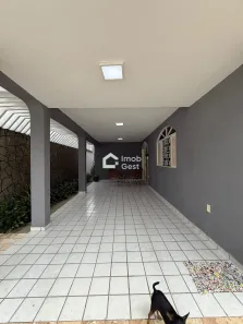 Casa com 3 Quartos à venda, 420m² no Lagoa Nova, Natal