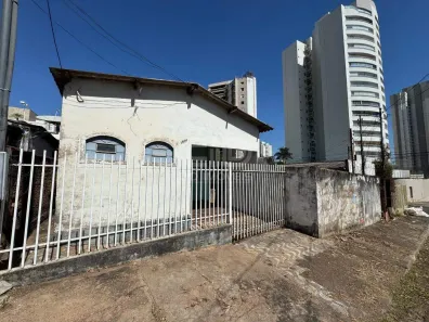Casa com 2 Quartos para alugar, 117m² no Duque de Caxias, Cuiabá