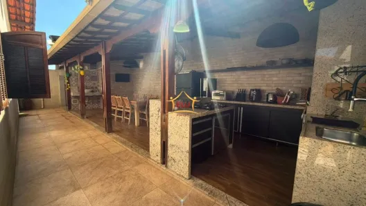 Casa com 4 Quartos à venda, 206m² no Alípio de Melo, Belo Horizonte