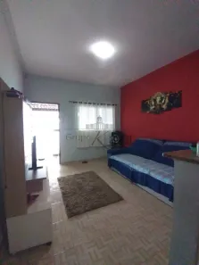 Casa com 2 Quartos à venda, 100m² no Residencial Esperança, Caçapava