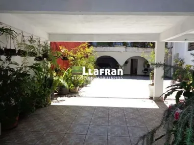 Casa com 6 Quartos à venda, 350m² no Arraial Paulista, Taboão da Serra