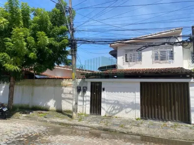 Casa com 7 Quartos à venda, 302m² no Cordeiro, Recife
