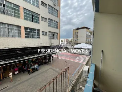 Sala Comercial à venda, 28m² no Centro, Cabo Frio