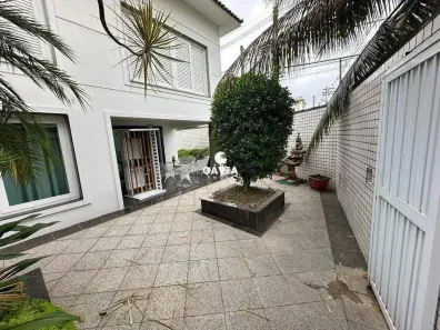 Sobrado com 4 Quartos à venda, 328m² no Centro, São Vicente