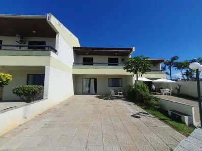 Sobrado com 4 Quartos à venda, 159m² no Maresia, Itapoá