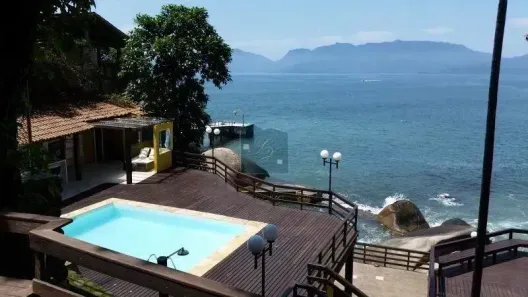 Casa com 7 Quartos à venda, 400m² no , Mangaratiba