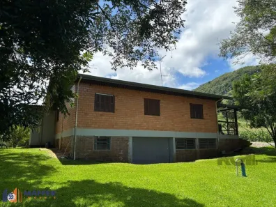 Fazenda/Sítio com 6 Quartos à venda, 227m² no Centro, Gramado