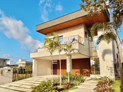 Casa de Condomínio com 4 Quartos à venda, 282m² no Cidade Alpha, Eusébio