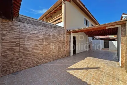 Casa com 3 Quartos à venda, 318m² no Estancia Sao José, Peruíbe