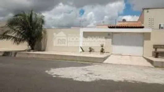 Casa com 2 Quartos à venda, 375m² no Reis Veloso, Parnaíba