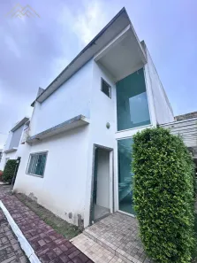 Casa de Condomínio com 4 Quartos à venda, 260m² no Pitangueiras, Lauro de Freitas