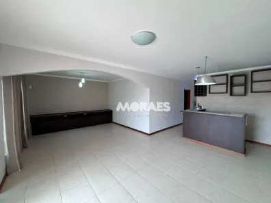 Casa com 4 Quartos para alugar, 273m² no Vila Aviação, Bauru