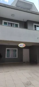 Sobrado com 4 Quartos à venda, 240m² no Novo Mundo, Curitiba