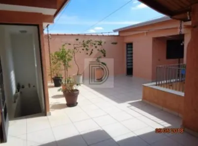 Casa com 3 Quartos à venda, 220m² no Ferreira, São Paulo