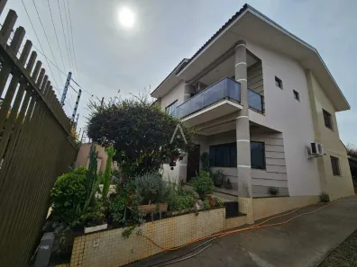 Sobrado com 3 Quartos à venda, 290m² no Centro, Cascavel