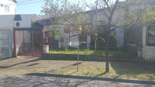 Lote/Terreno à venda, 240m² no Passo da Areia, Porto Alegre