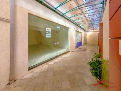Sala Comercial para alugar, 90m² no Centro, Joinville