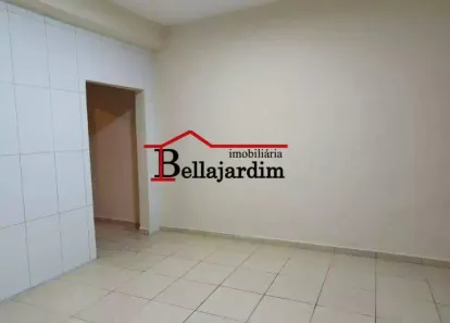 Casa com 1 Quarto para alugar, 45m² no Parque das Nações, Santo André