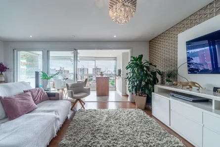 Apartamento com 3 Quartos à venda, 129m² no Jardim do Salso, Porto Alegre