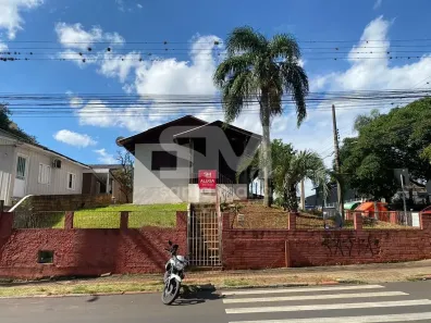Casa com 3 Quartos para alugar, 160m² no São Cristóvão, Chapecó